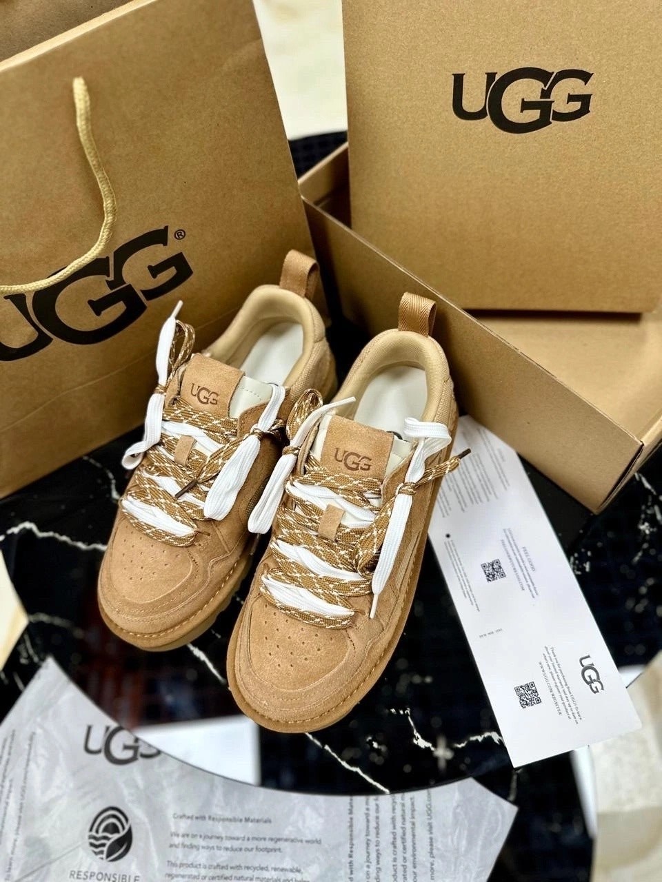 ,кроссовки ugg,кроссовки женские,кроссовки ugg lowmel chestnut коричневый,повседневные кроссовки