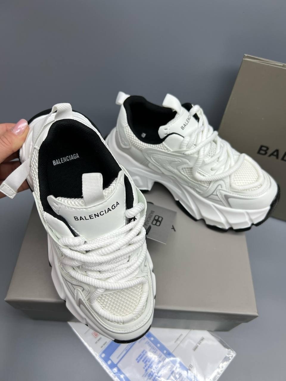 кроссовки женские balenciaga,кроссовки balenciaga на высокой подошве арт. р135,кроссовки balenciaga,баленсиага кроссовки в сетку,кроссовки balenciaga на высокой подошве