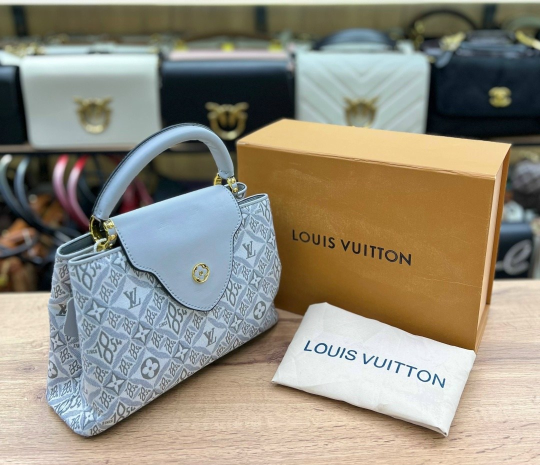 louis vuitton сумка,louis vuitton сумка на плечо,луи виттон сумки женские,louis vuitton женская сумка,сумка ридикюль louis vuitton