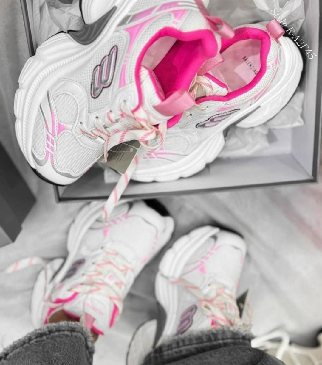 кроссовки женские balenciaga,кроссовки balenciaga,кроссовки женские,кроссовки,кроссовки женские баленсиага