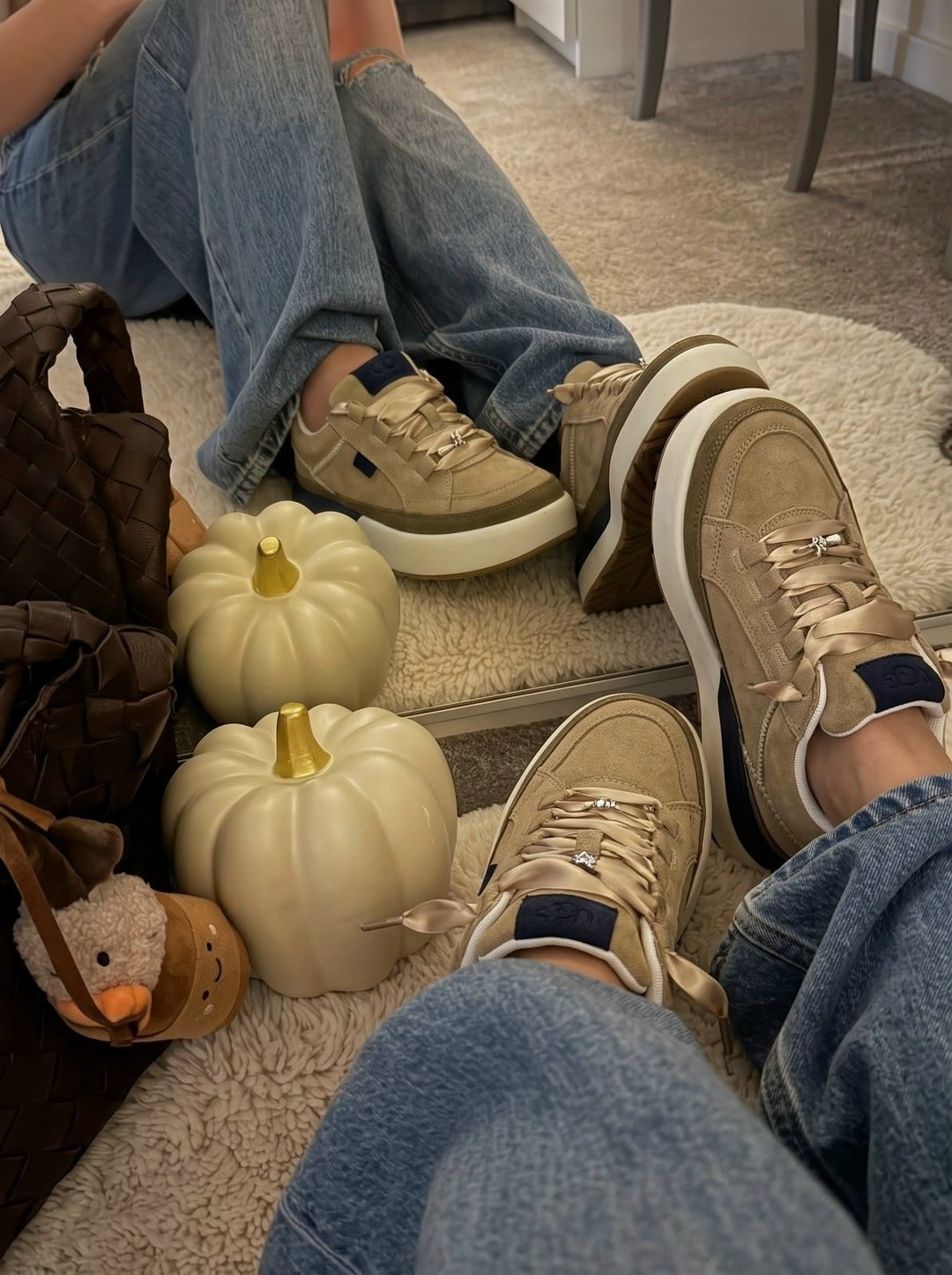 кеды ugg женские,кроссовки ugg,кеды ugg,кроссовки женские,кеды из натуральной замши