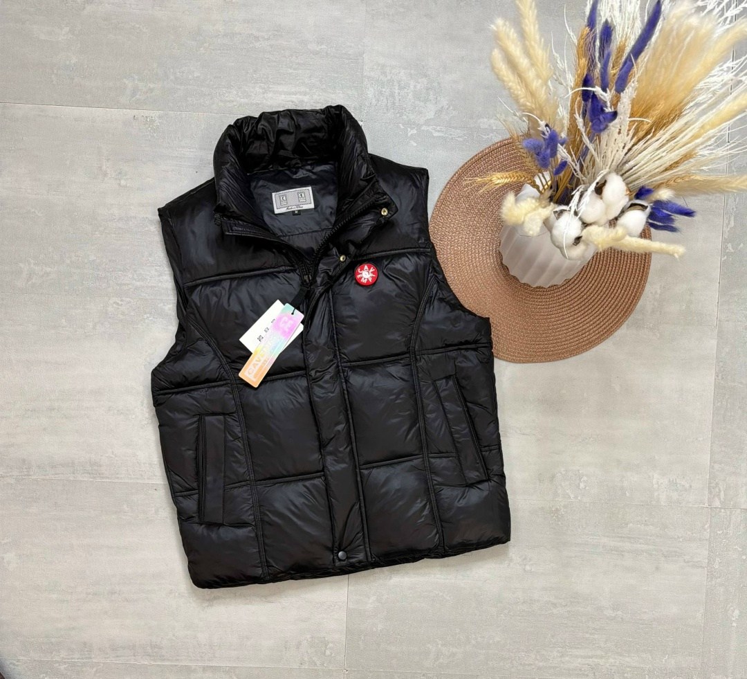 жилетка moncler,жилет moncler,безрукавка монклер мужская,жилетка,жилет