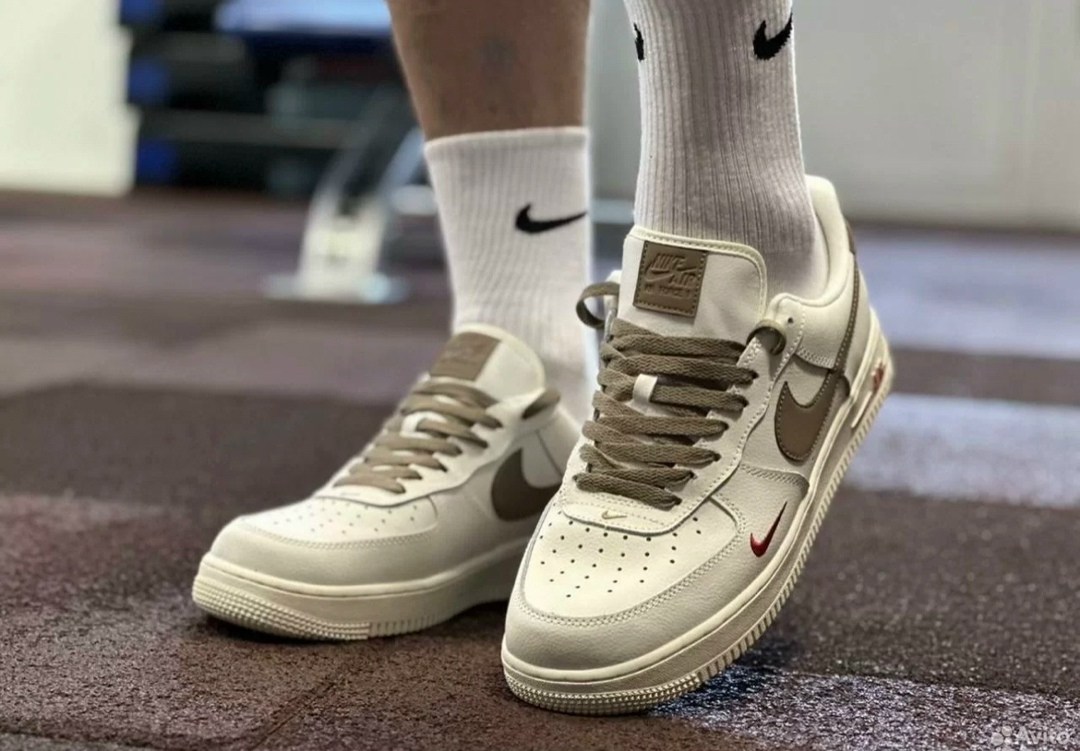 кроссовки nike air force 1,кроссовки nike air force 1 low premium white brown,мужские кроссовки nike air force 1 low,кроссовки nike air force 1 yohood rice white,nike air force 1 yohood rice white