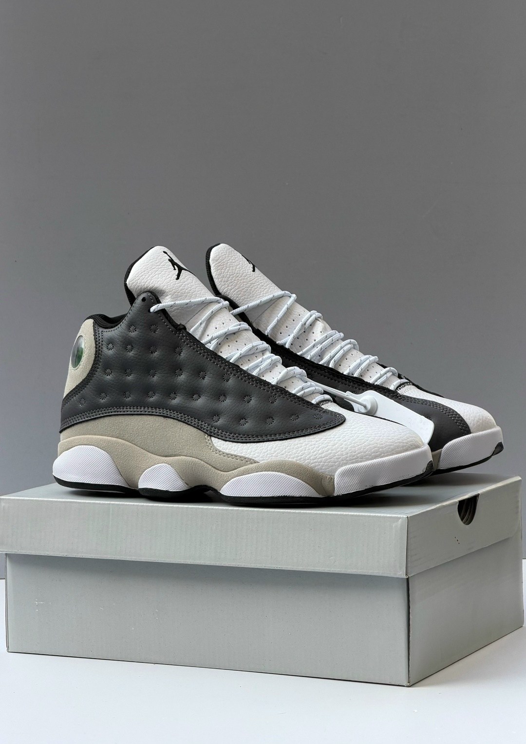 кроссовки air jordan 13 retro atmosphere grey,кроссовки nike air jordan 13 retro,кроссовки air jordan 13 retro gs atmosphere grey,кроссовки air jordan 13,nike air jordan 13 retro