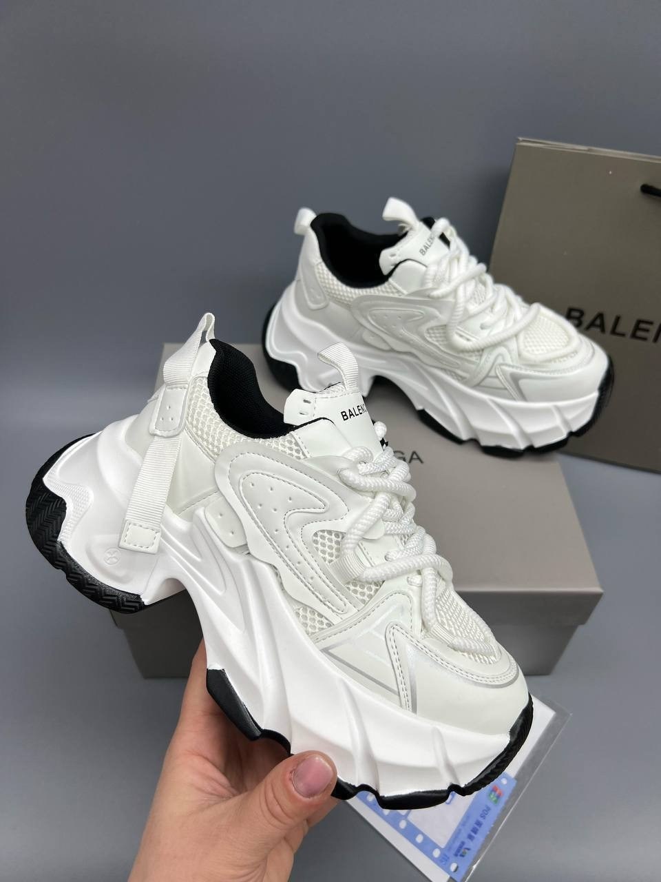 кроссовки женские balenciaga,кроссовки balenciaga на высокой подошве арт. р135,кроссовки balenciaga,баленсиага кроссовки в сетку,кроссовки balenciaga на высокой подошве