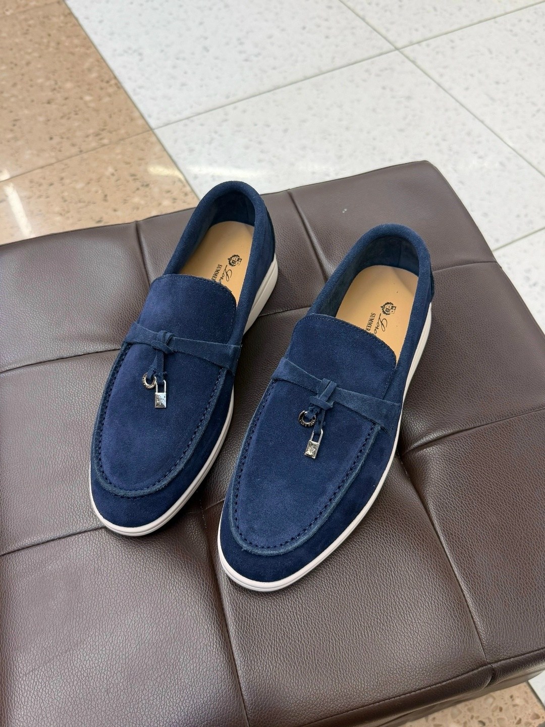 ,лоферы loro piana,лоферы мужские loro piana,мужские лоферы,мокасины