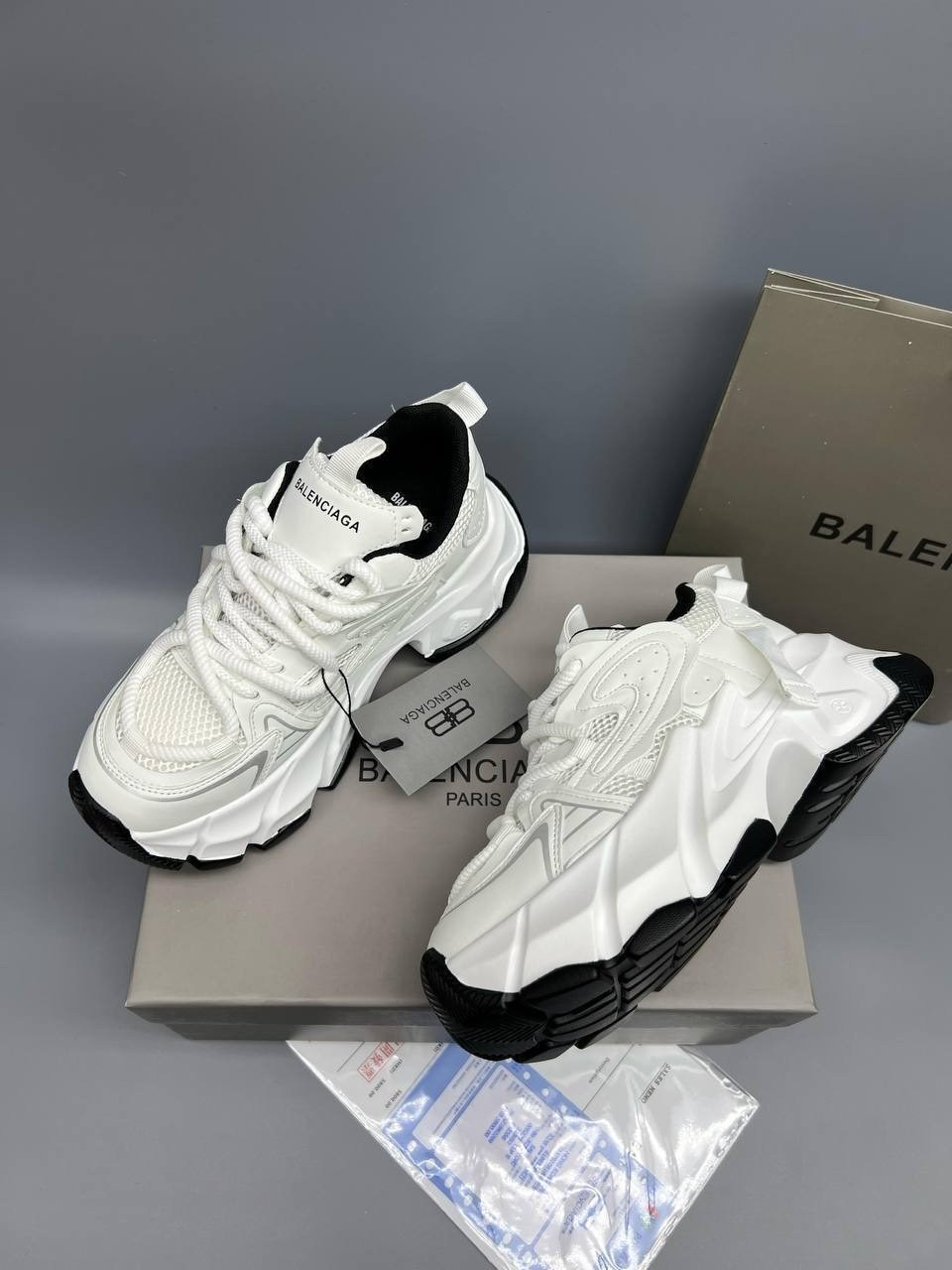 кроссовки женские balenciaga,кроссовки balenciaga на высокой подошве арт. р135,кроссовки balenciaga,баленсиага кроссовки в сетку,кроссовки balenciaga на высокой подошве