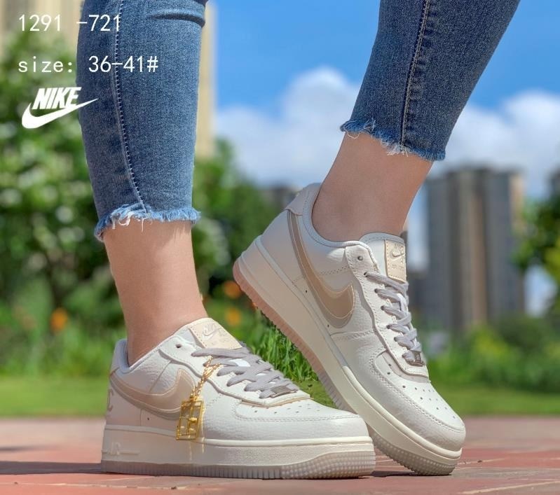кроссовки женские adidas,,кроссовки адидас самба женские,женские кроссовки,кроссовки adidas
