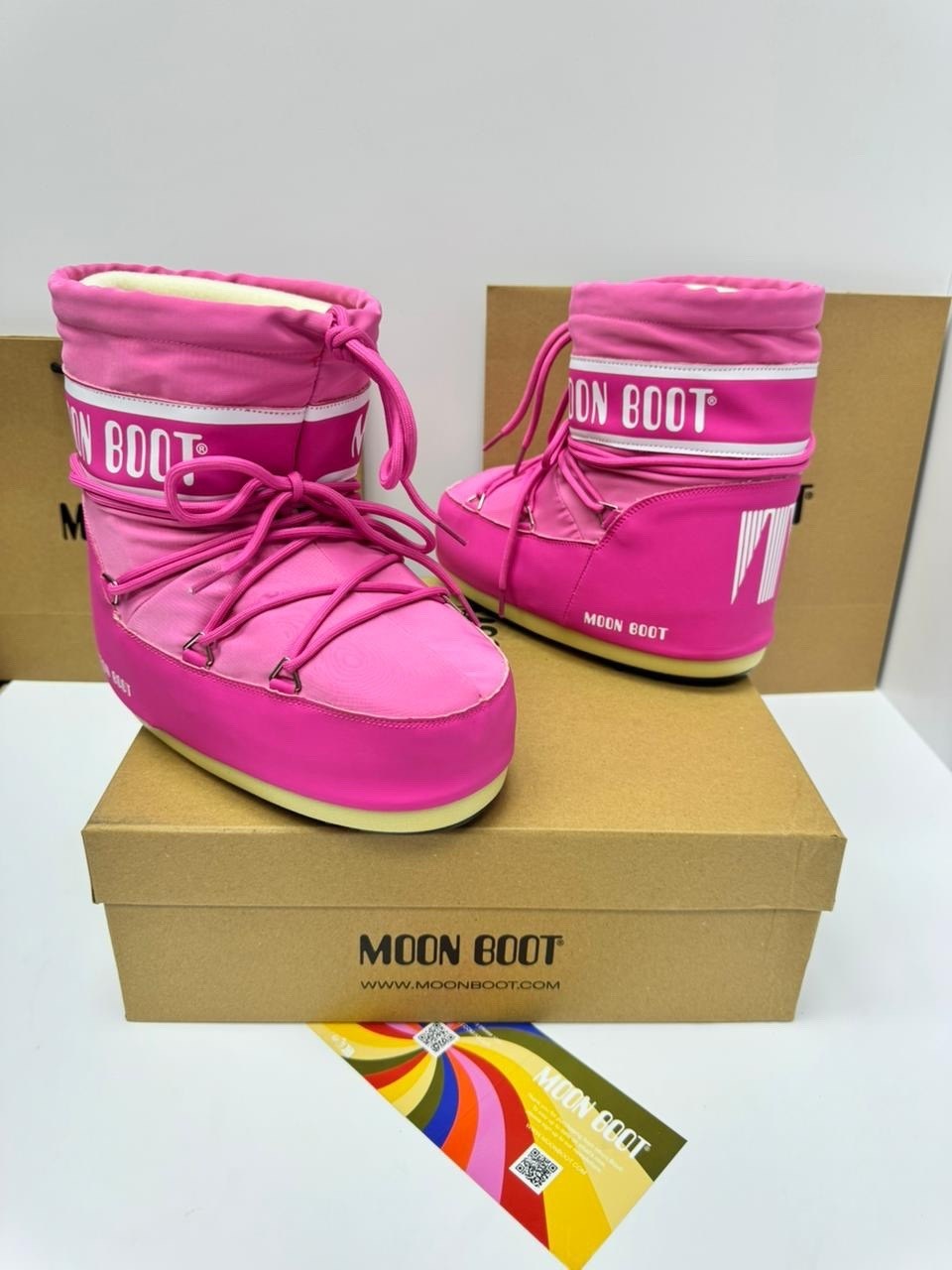 низкие зимние ботинки icon moon boot розовый,луноходы moon boot,moon boot розовый,зимние сапоги moon boot розовый,ботинки moon boot