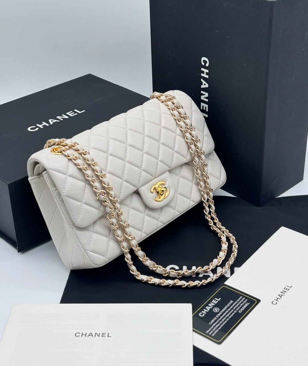 сумки шанель,chanel classic flap bag,сумка chanel,chanel bag,chanel tiffany blue bag