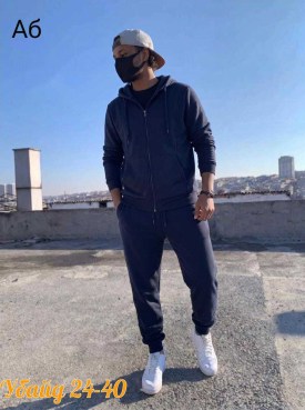 Костюм