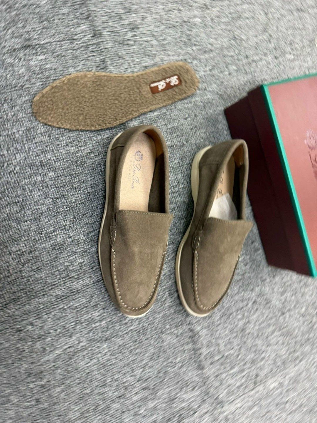 лоферы loro piana мужские,лоферы loro piana,лоферы из натуральной замши loro piana,мужские лоферы замшевые,мокасины лоро пиано мужские