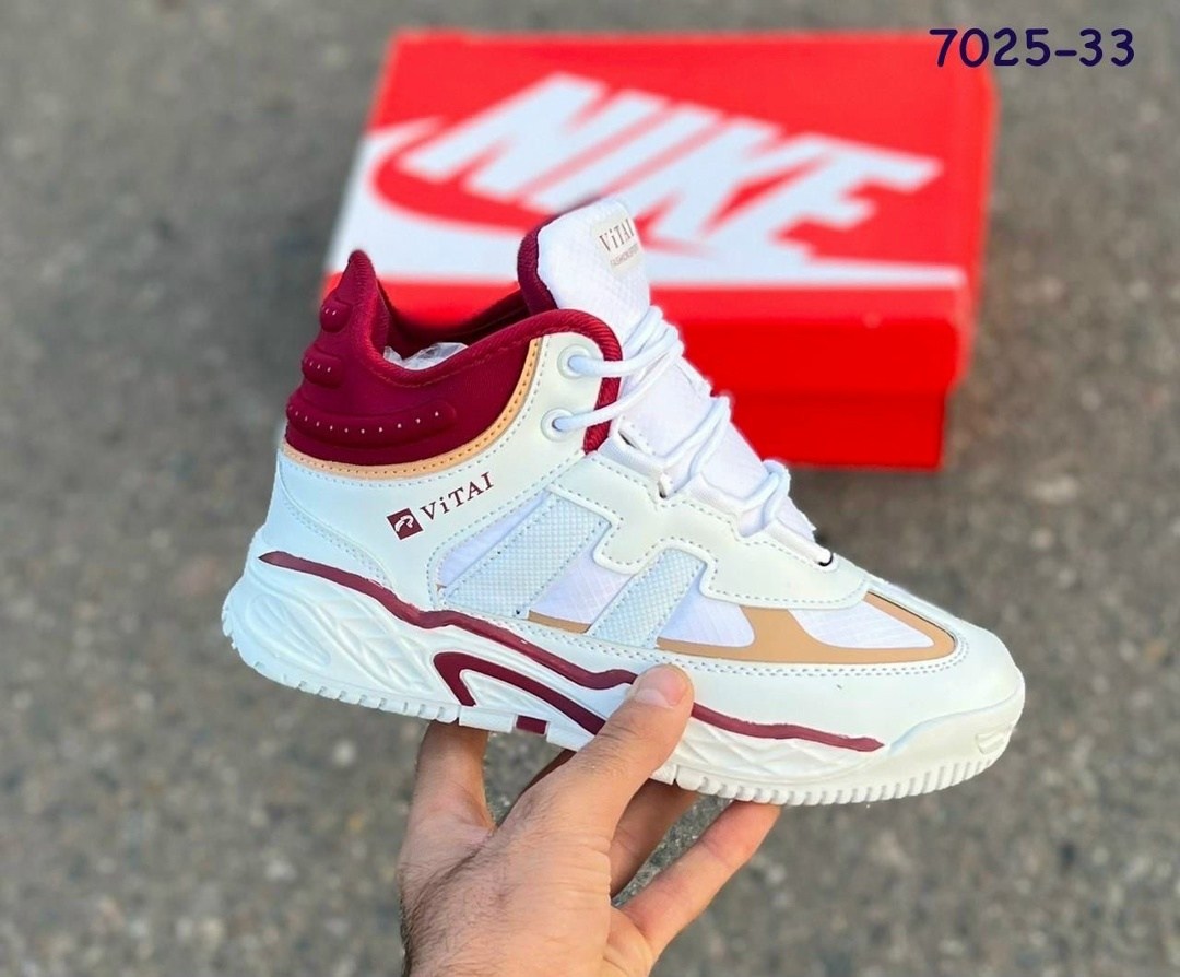 кроссовки,,женские кроссовки,зимние кроссовки новые 40-45 adidas niteball,кроссовки текстиль