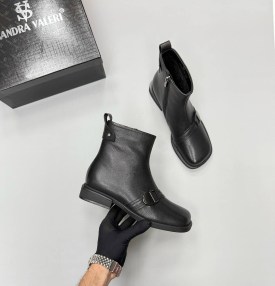 Ботинки