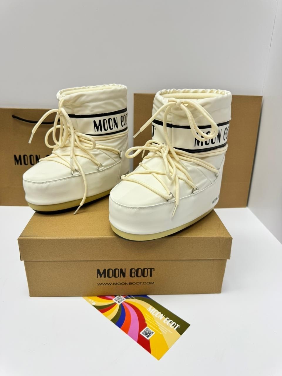 дутики moon boot moon boot glance белый 35 ru,луноходы moon boot,сапоги лунный ботинок moon boot,дутики moon boot,ботинки moon boot
