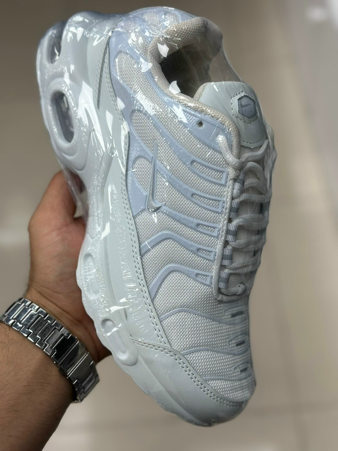 кроссовки nike air max tn plus,кроссовки летние спортивные nike air max tn plus,air max plus tn nike,кроссовки мужские nike air max tn plus,кроссовки nike air max plus