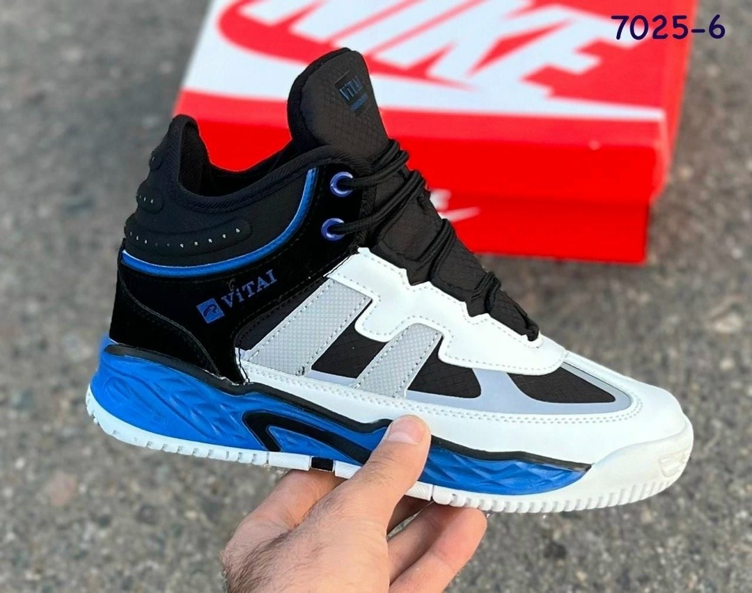 кроссовки,,женские кроссовки,зимние кроссовки новые 40-45 adidas niteball,кроссовки текстиль