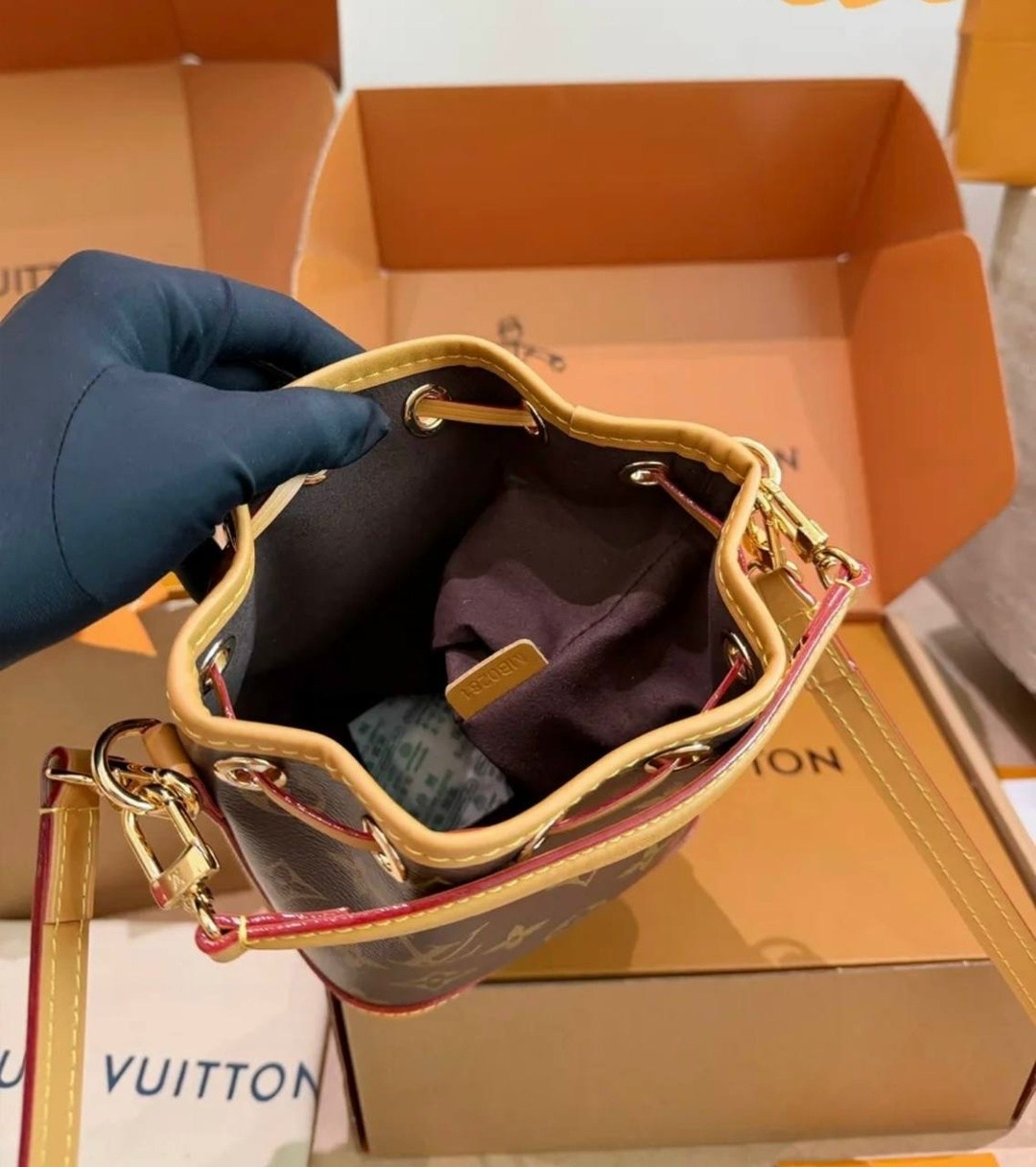 louis vuitton сумка на плечо,louis vuitton сумка,сумочка луи виттон,женская сумка louis vuitton,сумки луи виттон