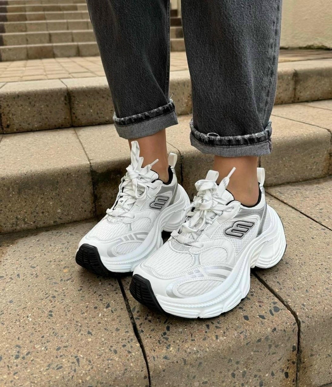 кроссовки женские balenciaga,кроссовки balenciaga,баленсиага кроссовки женские,повседневная спортивная  balenciaga,кроссовки женские balenciaga premium