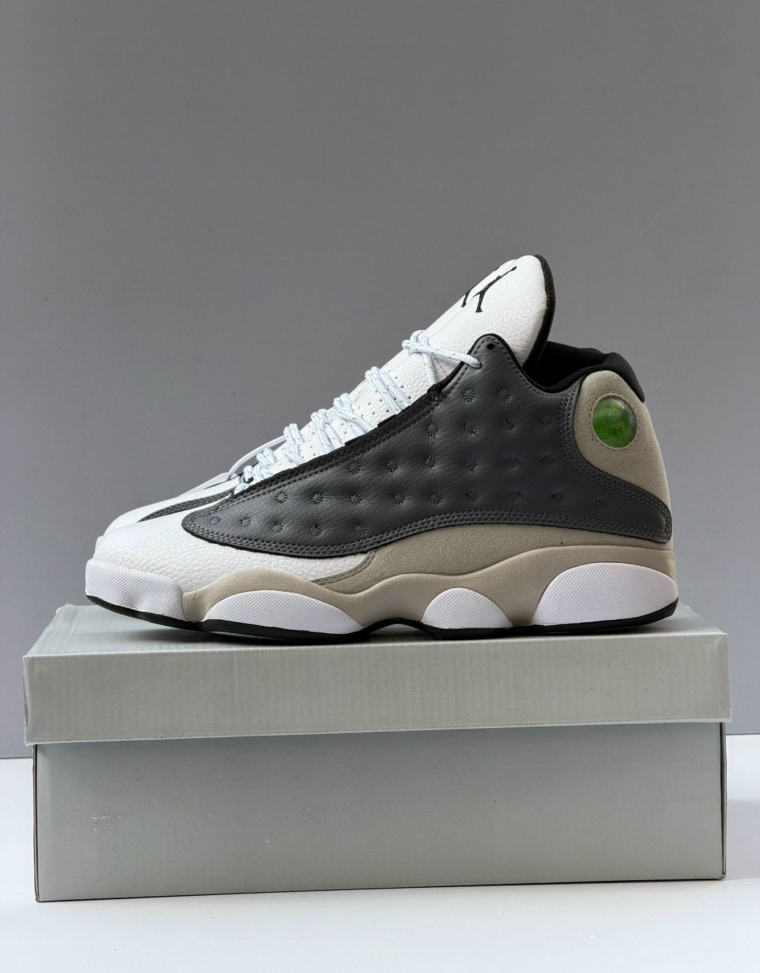 кроссовки air jordan 13 retro atmosphere grey,кроссовки nike air jordan 13 retro,кроссовки air jordan 13 retro gs atmosphere grey,кроссовки air jordan 13,nike air jordan 13 retro
