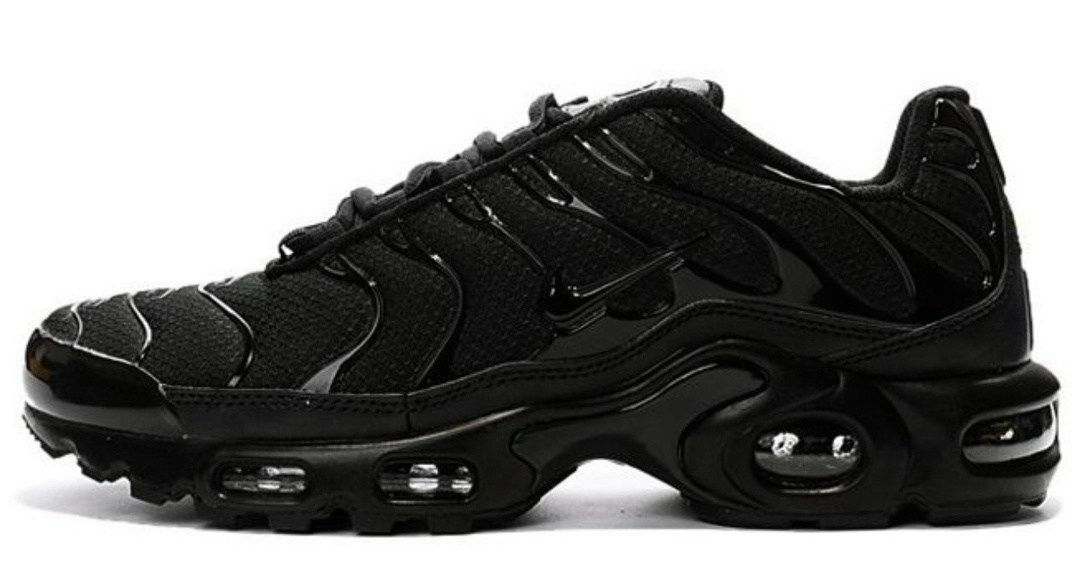 nike air max tn plus black,nike air max plus tn total black,nike air max plus tn,air max plus triple black,кроссовки nike air max plus gs triple black черный