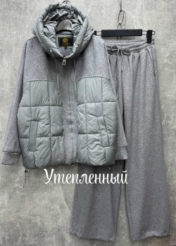 Костюм