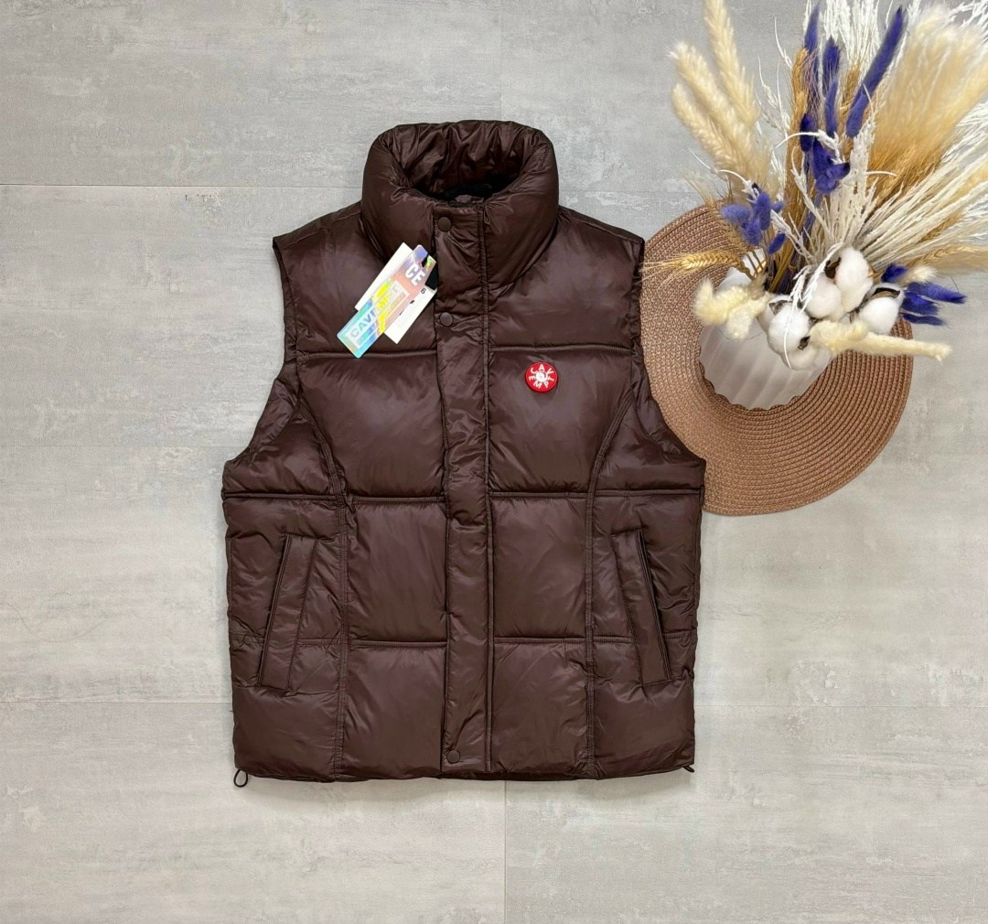 жилетка moncler,жилет moncler,безрукавка монклер мужская,жилетка,жилет
