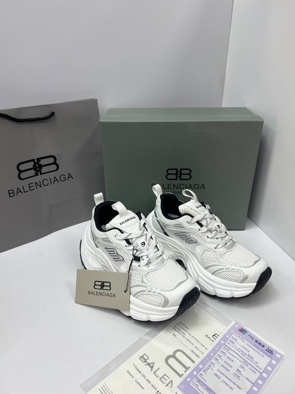 кроссовки женские balenciaga,кроссовки balenciaga,баленсиага кроссовки женские,повседневная спортивная  balenciaga,кроссовки женские balenciaga premium