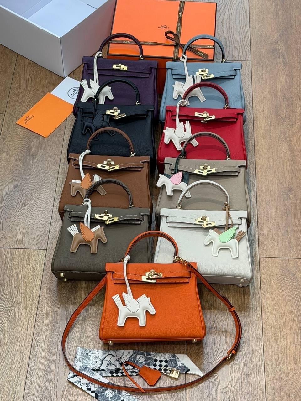 женская сумка на hermes,сумка hermes,сумка hermes kelly,сумки гермес,сумка