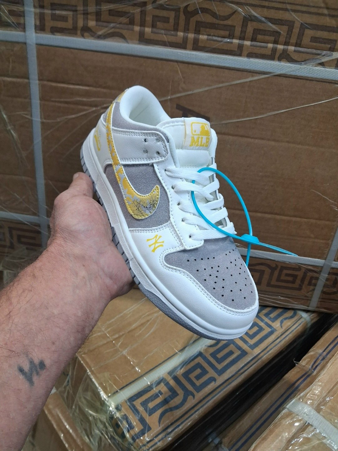 кроссовки,кроссовки закрытые,кроссовок,мужские кроссовки nike air force 1,кроссовки мужские