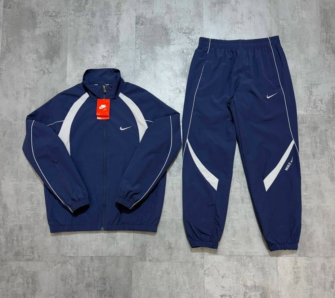 костюм спортивный nike,костюм спортивный мужской nike,спортивный костюм club lnd wvn trk nike,nike найк мужской спортивный костюм bv3025,костюм спортивный nike sportswear suit bv3025-411