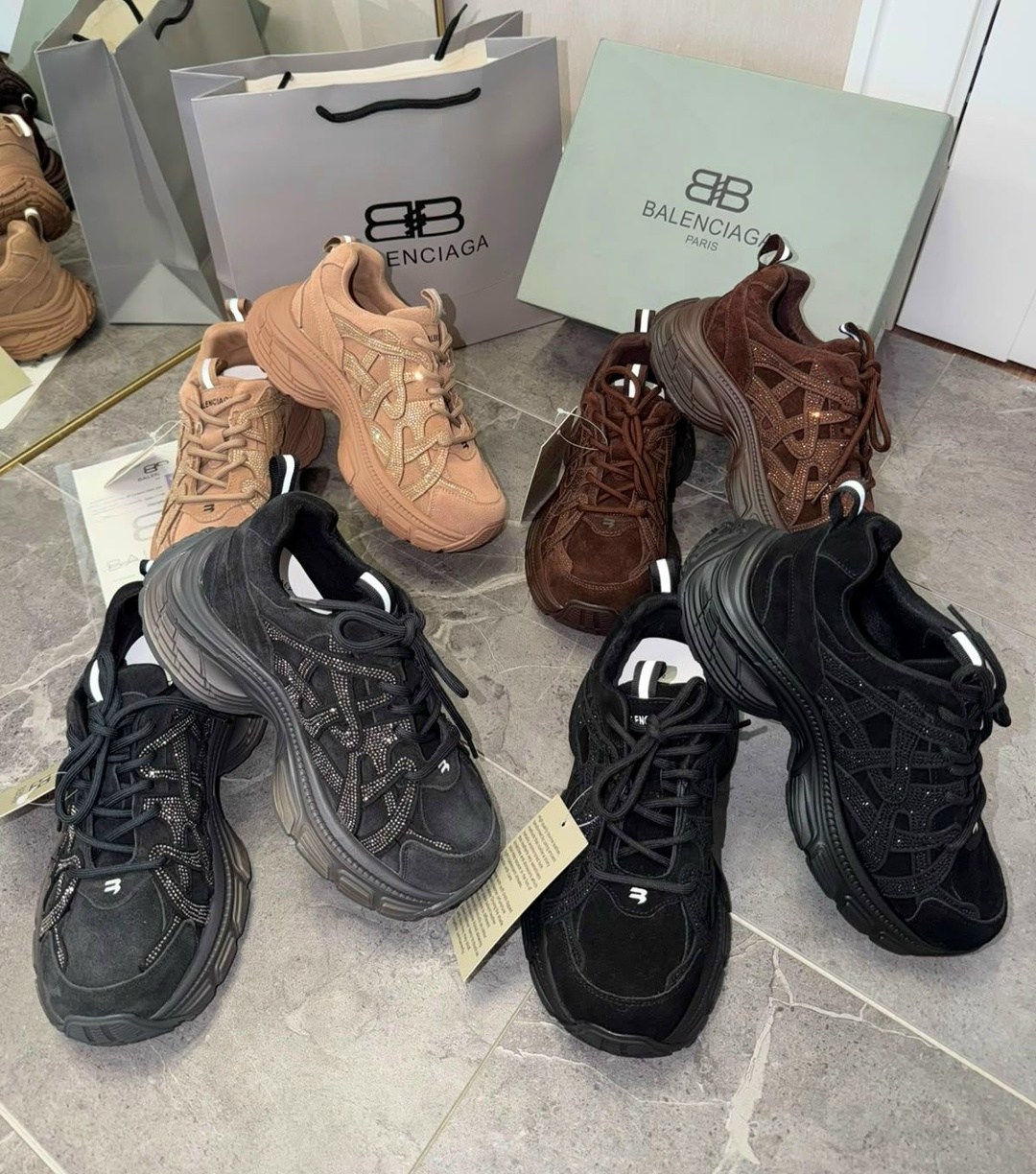 кроссовки женскиe,массивные кроссовки,,balenciaga triple s кроссовки,баленсиага 3 xl кроссовки