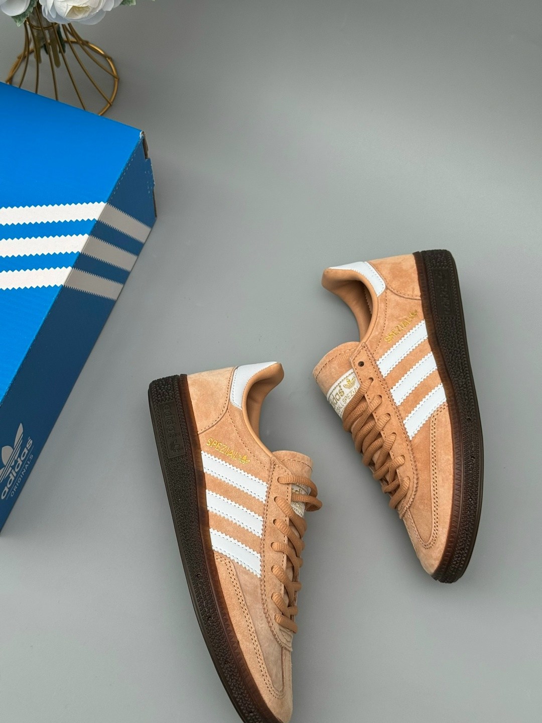 кроссовки handball spezial adidas originals,adidas originals handball spezial,adidas handball spezial,кроссовки adidas handball spezial,кроссовки adidas spezial