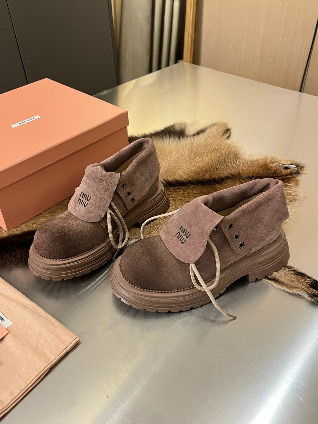,miu miu женские замшевые ботинки premium black,ботинки miu miu,ботинки женские,ботинки miu