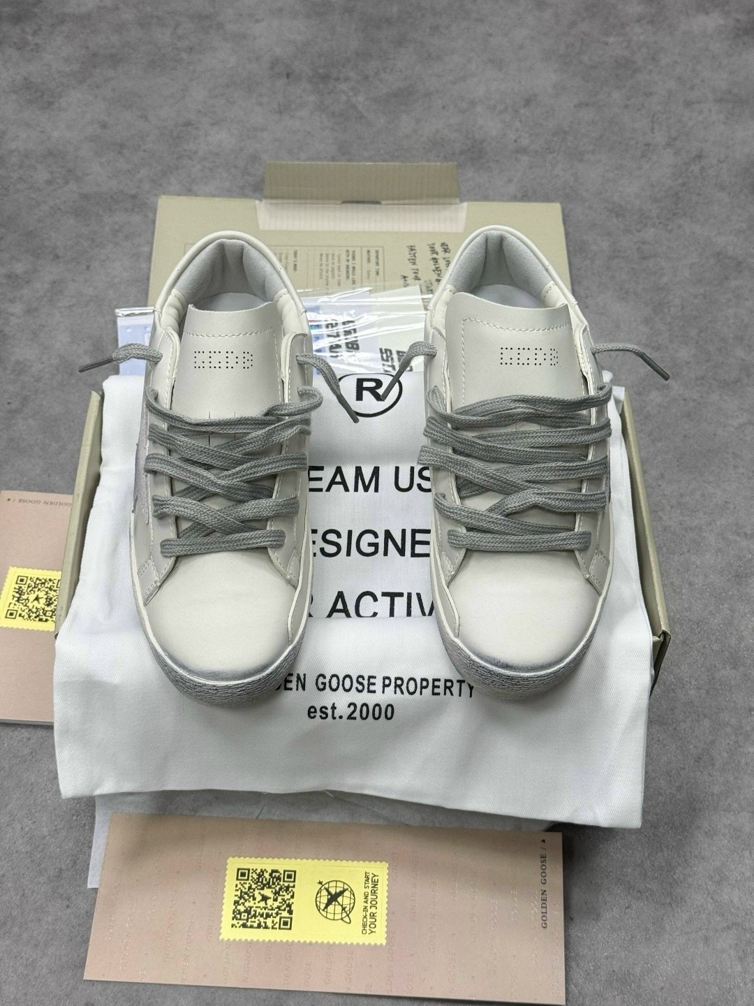 golden goose super-star,кроссовки golden goose,golden goose superstar,женские кроссовки golden goose,golden goose deluxe brand белые кожаные кроссовки super star для женщин