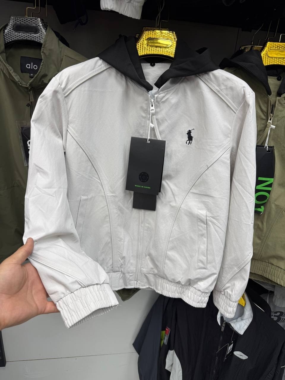 куртка бомбер,мужская куртка бомбер,куртка,бомбер lacoste,легкая куртка