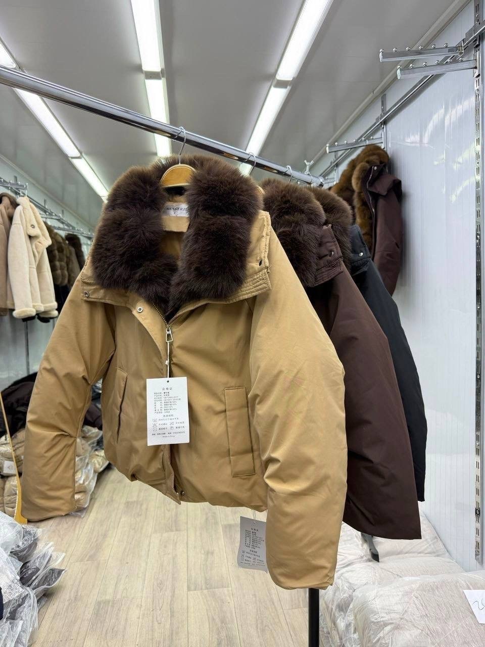 пуховик с натуральным мехом,пуховики женские,меховая куртка,пуховик с мехом,куртка с натуральным мехом