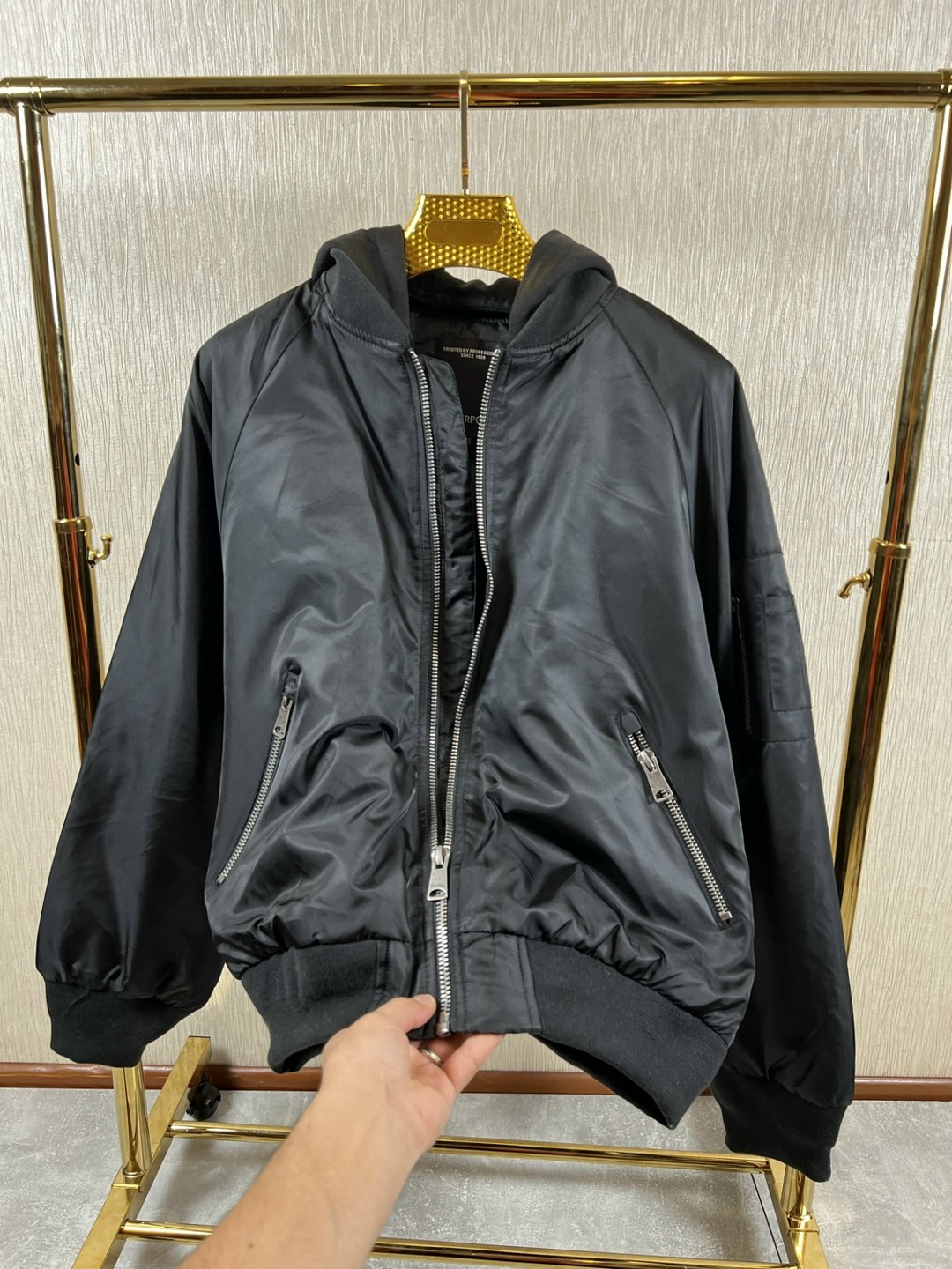 куртка бомбер,стильная куртка,куртка,куртка повседневная,куртка женская