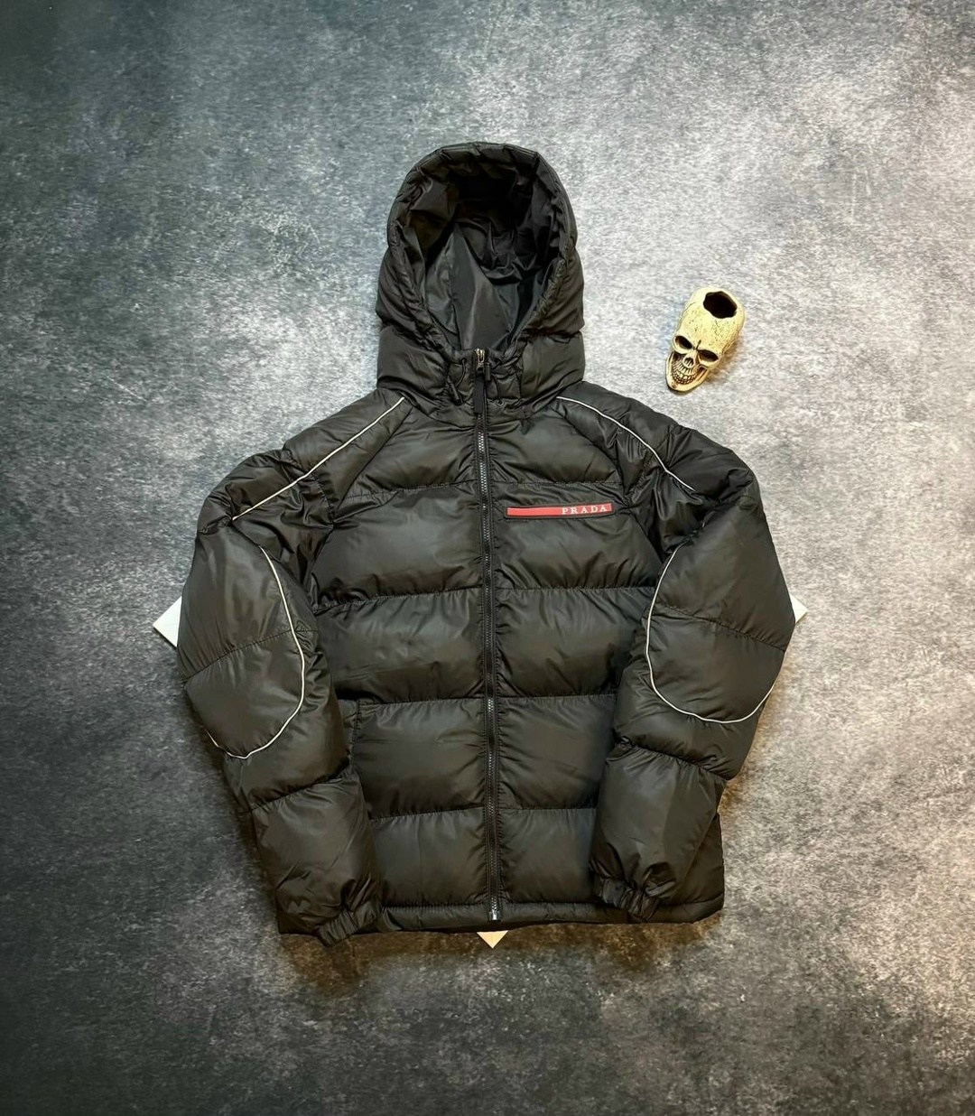 пуховик prada,пуховик мужской prada,куртка зимняя,зимняя куртка мужская prada,мужская зимняя куртка