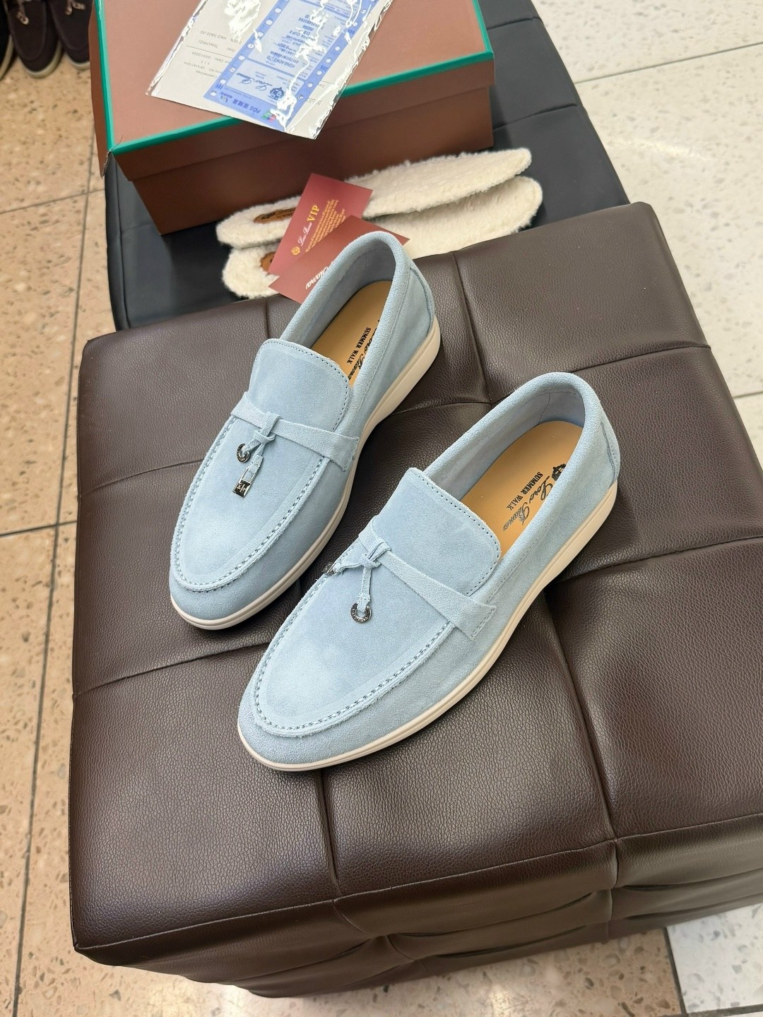 лоферы женские loro piana,лоферы loro piana,,замшевые мокасины лоро пиано,замшевые лоферы loro piana