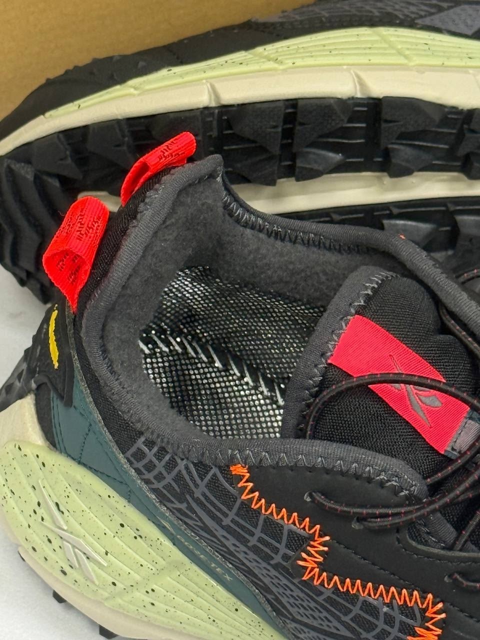кроссовки reebok zig kinetica ii edge,кроссовки reebok,кроссовки мужские reebok,кроссовки reebok zig kinetica,мужские кроссовки reebok zig kinetica ii edge