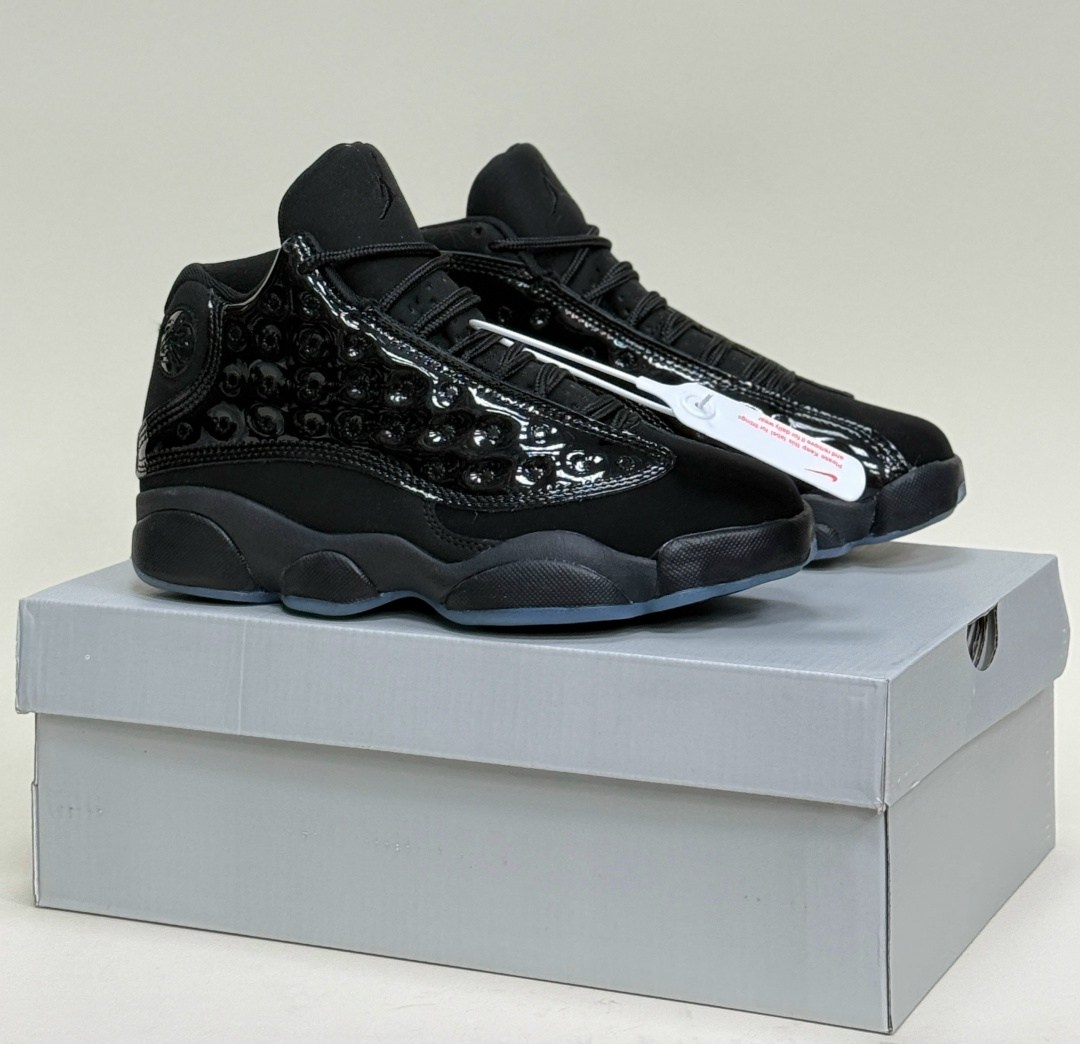 кроссовки nike air jordan 13 retro,nike air jordan 13 retro cap and gown,кроссовки мужские nike air jordan 13 retro,air jordan retro 13,jordan 13 black
