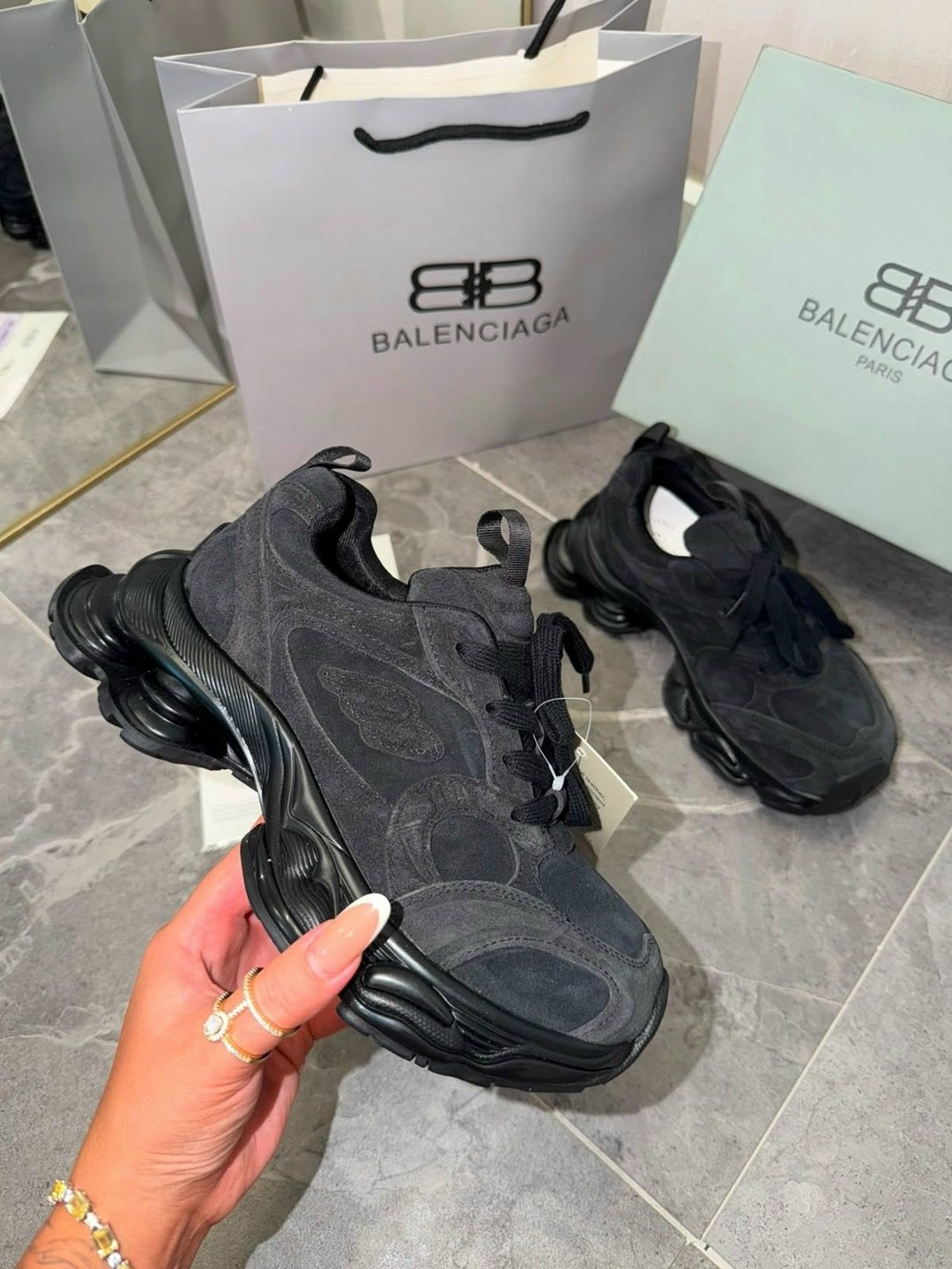 balenciaga кроссовки женские,кроссовки balenciaga,balenciaga кроссовки черные,balenciaga ,кроссовки balenciaga triple s