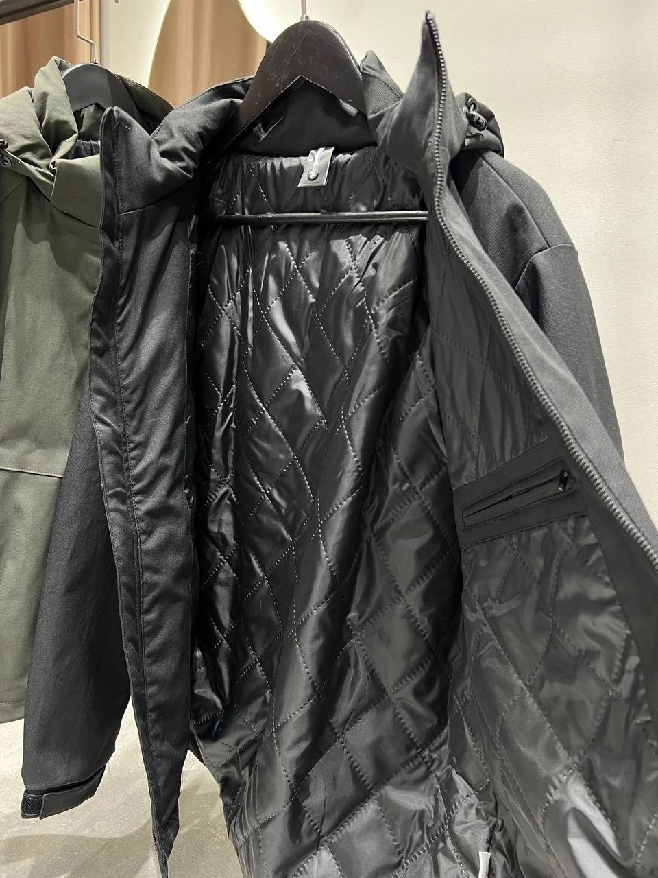 lacoste куртка,куртка стильная,куртка,легкая куртка,ветровка lacoste