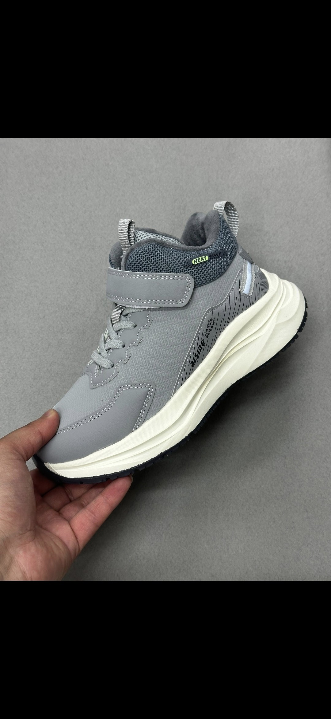 кроссовки,,спортивная ,кроссовки мальчику,merrell  детская