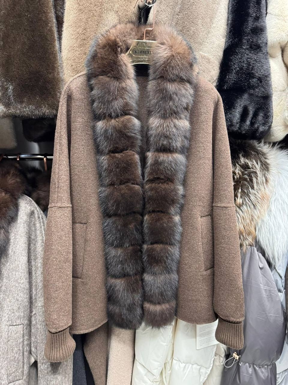 пальто с соболем loro piana,пальто с мехом,пальто с соболем,пальто женское с мехом,пальто кашемировое с мехом песца