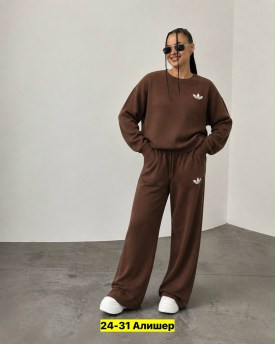 Костюм