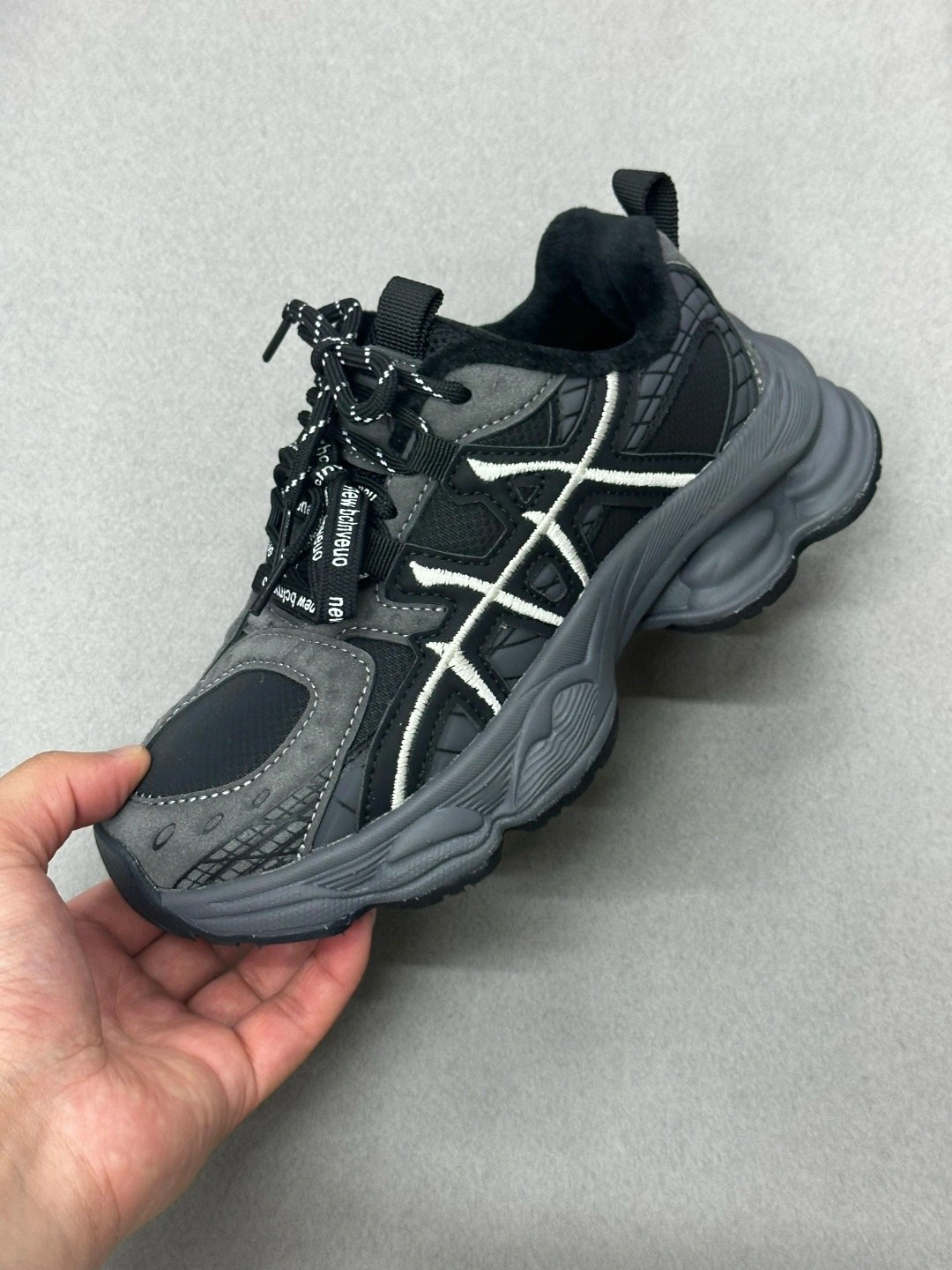 кроссовки balenciaga 3xl sneaker 'worn-out черный,кроссовки balenciaga,кроссовки баленсиага 3xl,мужские черные кроссовки balenciaga track 2,кроссовки женские balenciaga