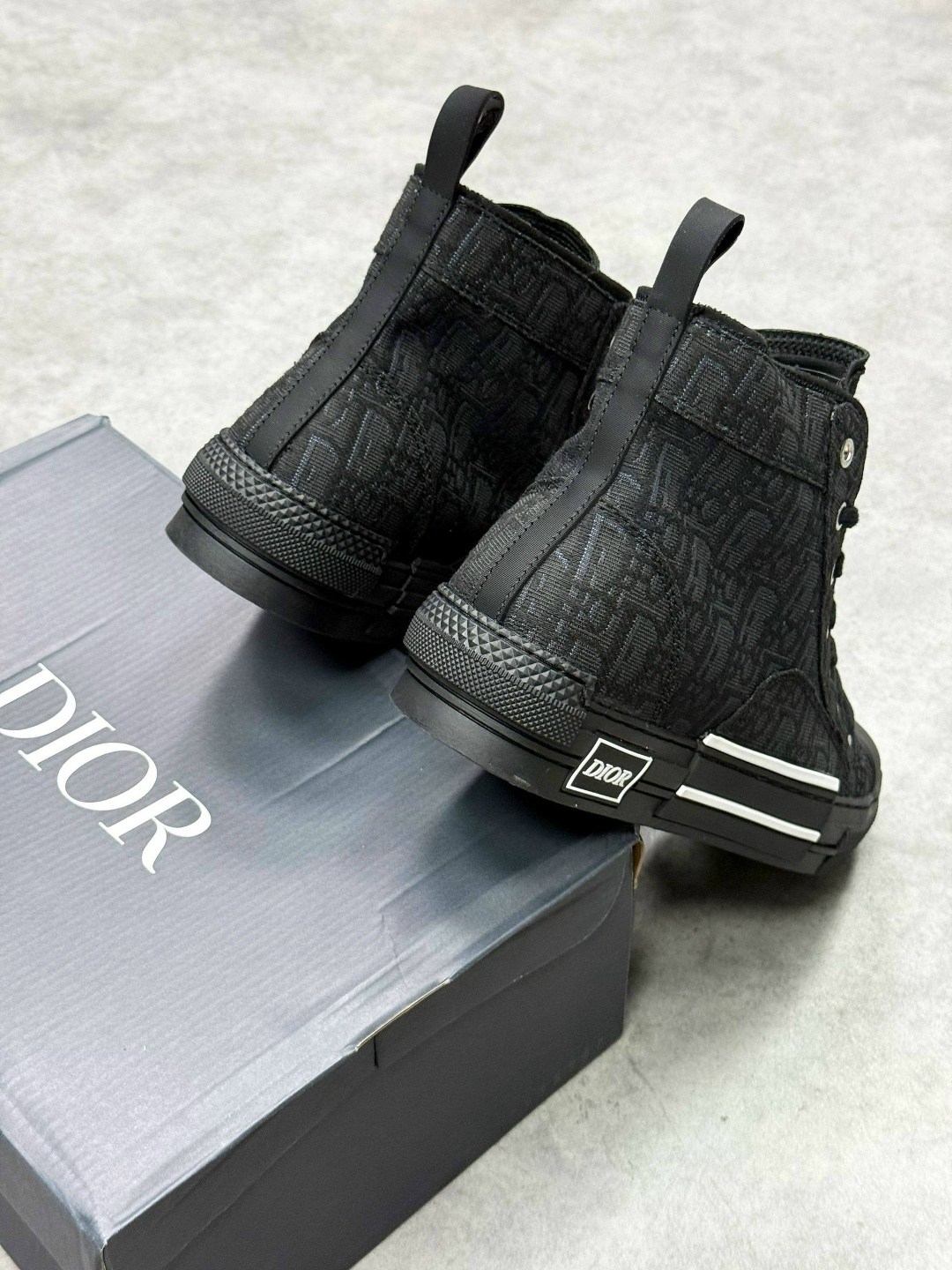 конверсы диор,кеды диор,dior b 23,,кеды dior