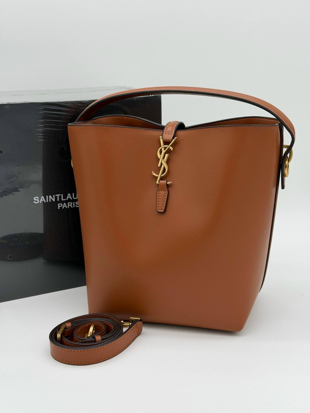 yves saint laurent сумка,сумка,сумка ведро,saint laurent сумка,сумки модные